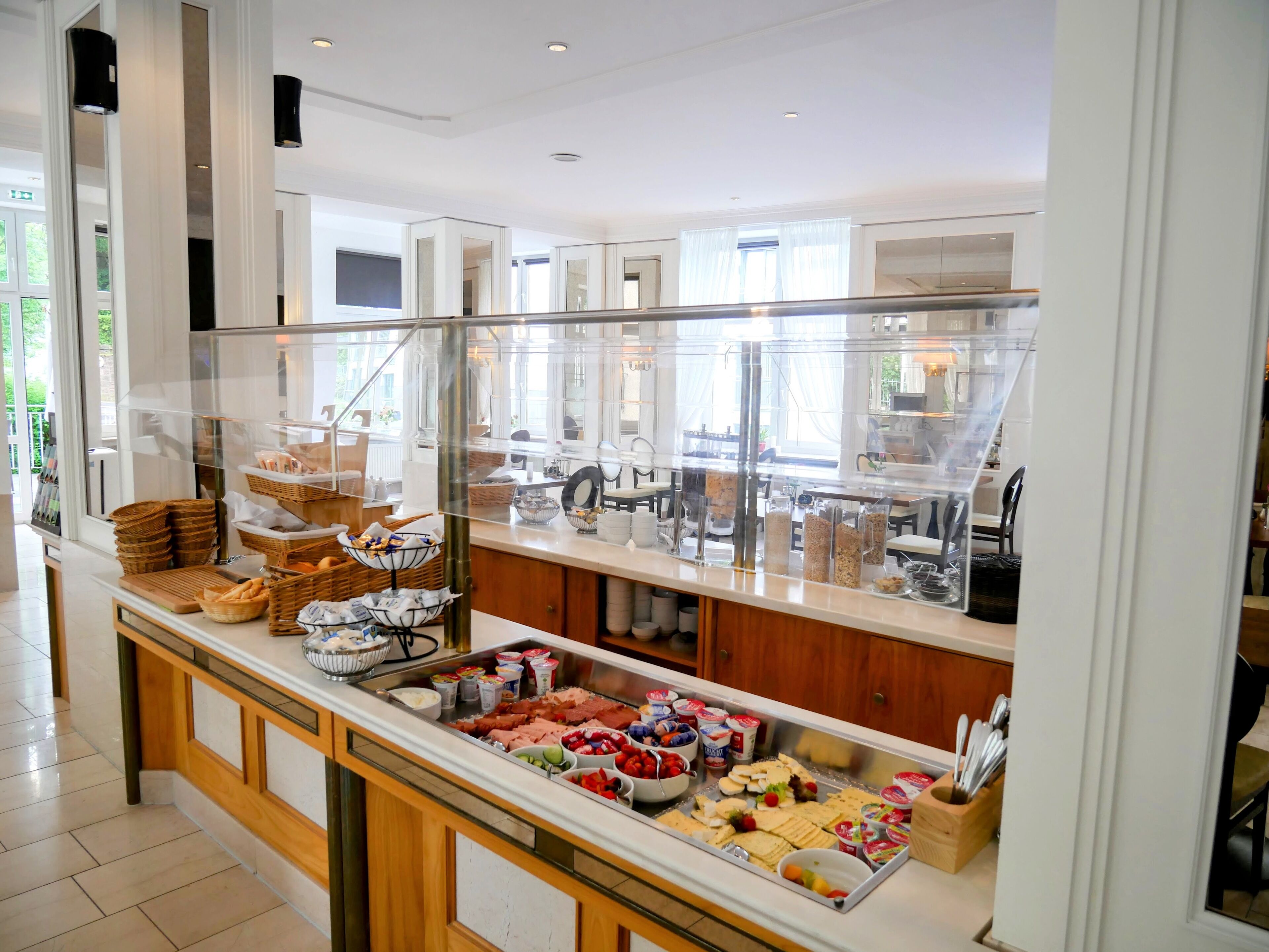 daily buffet breakfast (eur 12.00 per person)