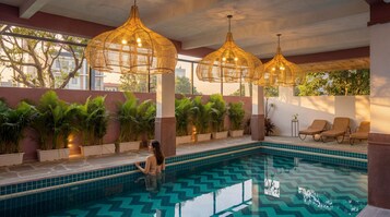 Una piscina techada