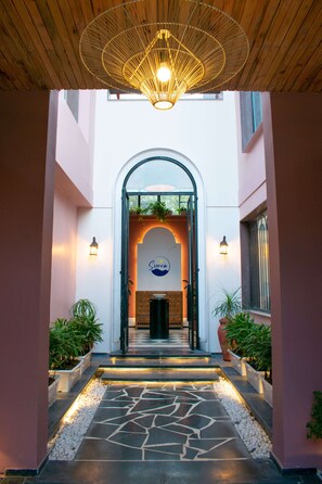 Entrée de l’hébergement