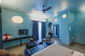 Habitación Elite | Escritorio, camas extra y wifi gratis