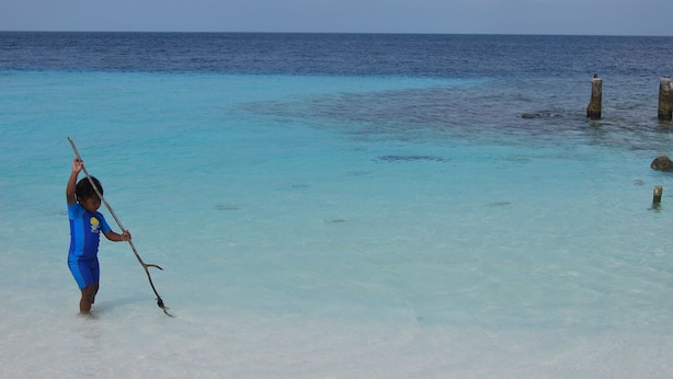 Private beach nearby, white sand, sun loungers, beach towels - Himandhoo Lagoon (Himandhoo)