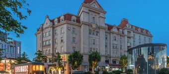 Huaqi Kaiserdom Hotel