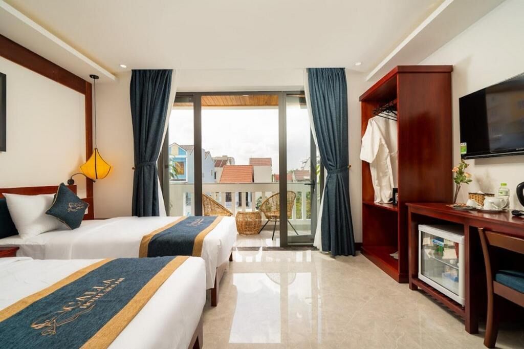 Hochwertige Bettwaren, Minibar, Zimmersafe, Schreibtisch