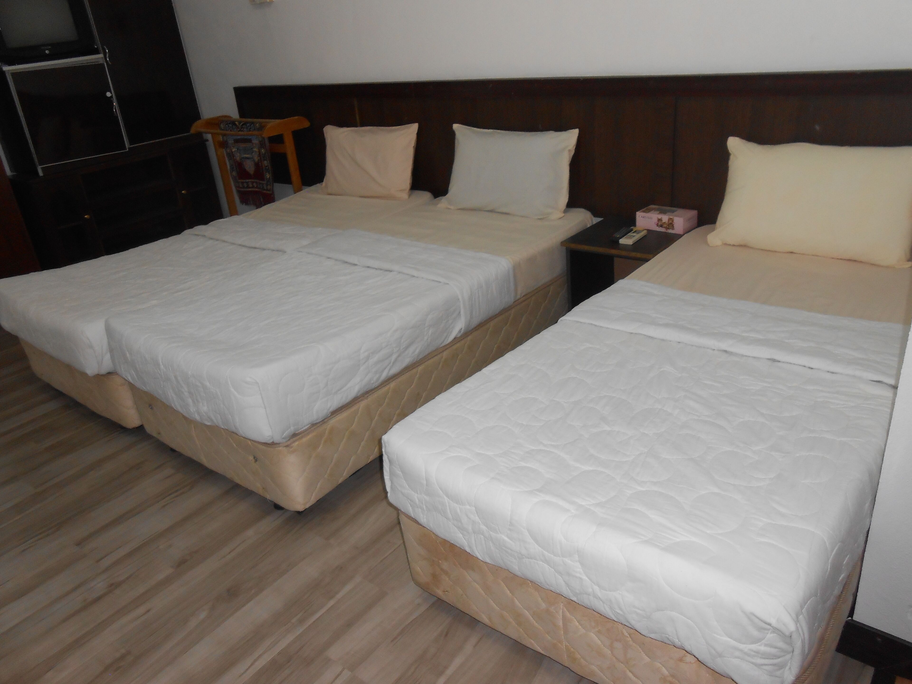Free WiFi, bed sheets