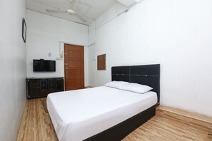 Deluxe Twin Room | Free WiFi, bed sheets - Hotel O D&d Budget Inn (Kota Bharu)