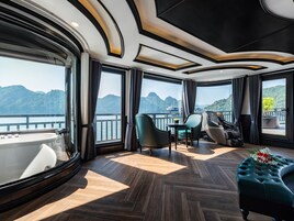 President Suite, Private Terrace, Balcony,  2D1N, 3D2N | Minibar, in-room safe, individually decorated, individually furnished