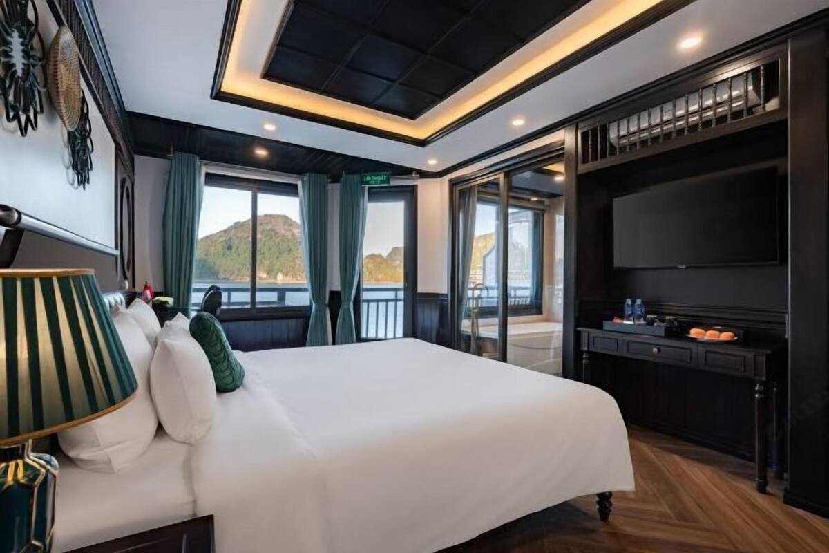 2 quartos, frigobar, cofres nos quartos, individualmente decorados