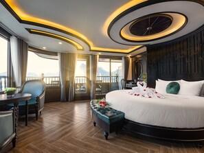Rita Suite Private Balcony, Jacuzzi,  2D1N, 3D2N | Minibar, in-room safe, individually decorated, individually furnished - Rita Cruise (Ha Long)