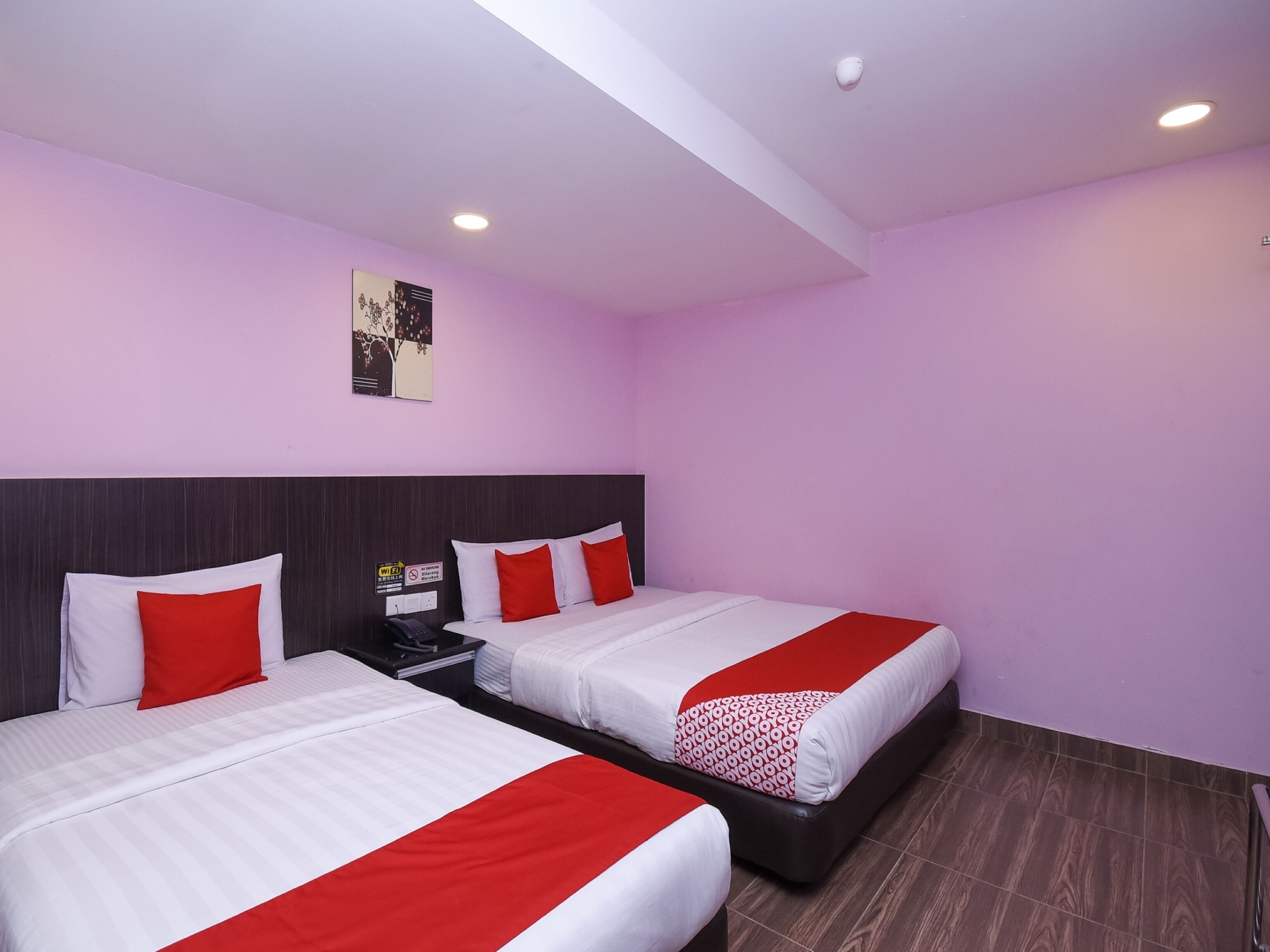 superior suite | desk, free wifi