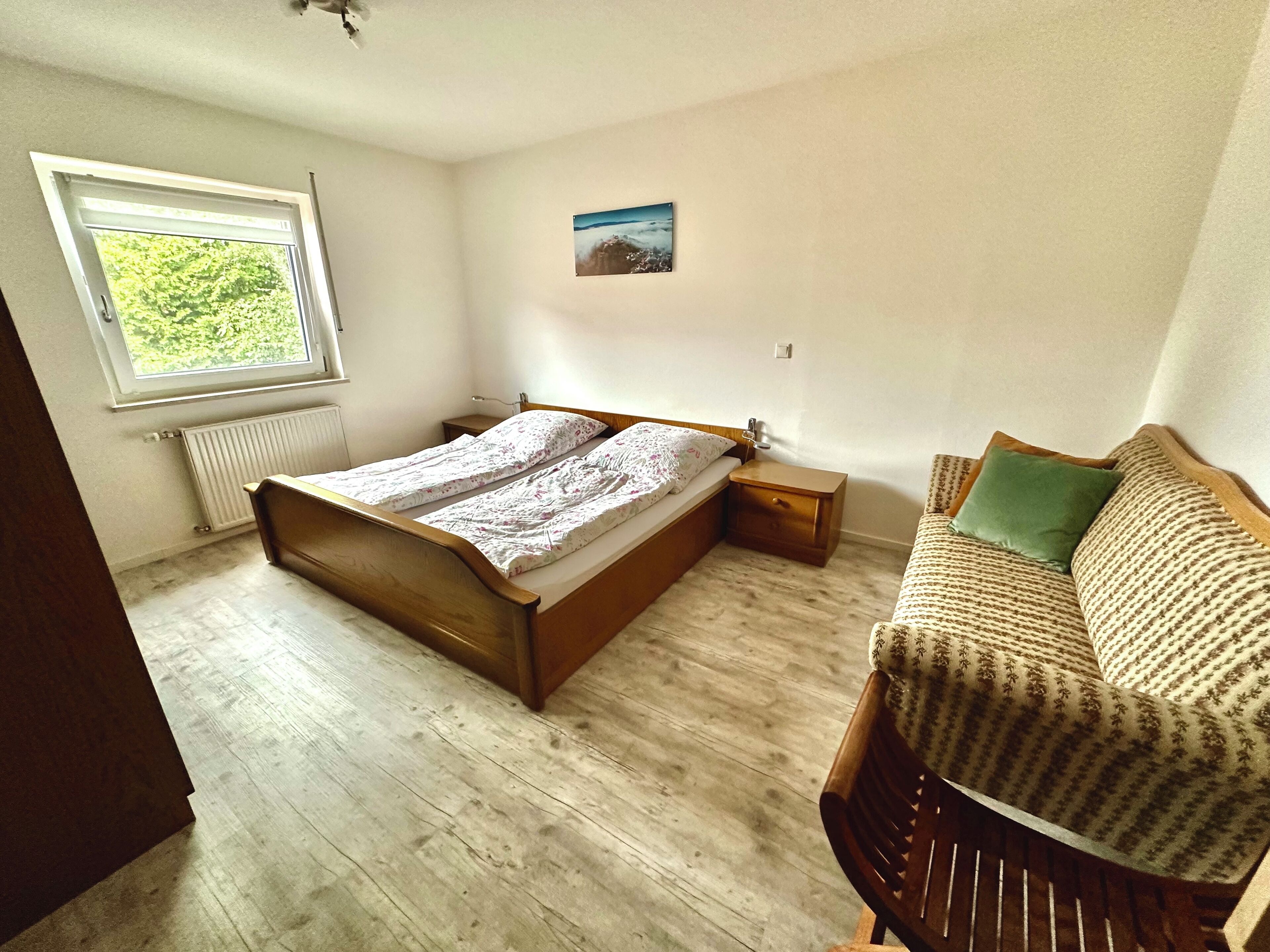 2 Schlafzimmer, Bügeleisen/Bügelbrett, Reisekinderbett, kostenloses WLAN