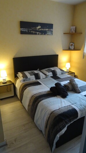 1 bedroom, iron/ironing board, WiFi, bed sheets