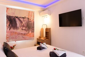 1 habitación y caja de seguridad en la habitación 