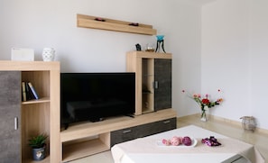Smart TV, books