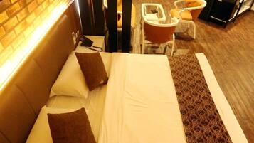 In-room safe, blackout curtains, soundproofing, iron/ironing board
