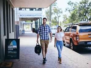 ด้านหน้าที่พัก