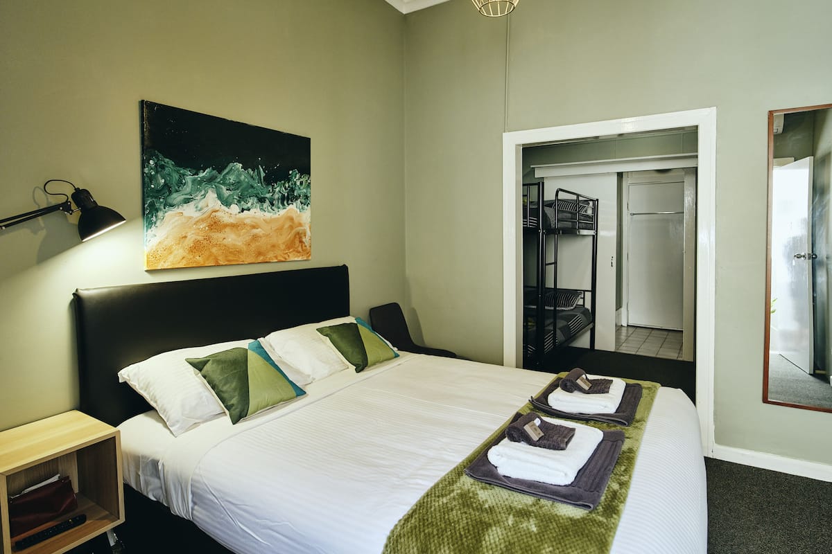Family Suite, Private Bathroom