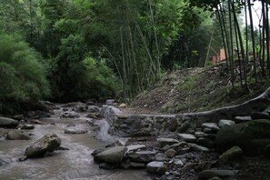 BBQ/picnic area - Qing Dynasty House (Leshan)