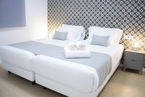 2 bedrooms, iron/ironing board, internet - IBERICABEDS DOWNTOWN PENTHOUSE 2 BEDROOMS (Granada)
