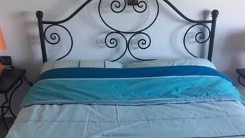 Apartment, 1 Bedroom | 1 bedroom, free WiFi, bed sheets