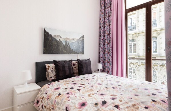 1 bedroom, WiFi, bed sheets