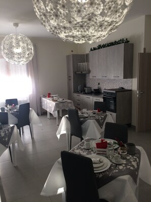 Petit déjeuner buffet compris tous les jours