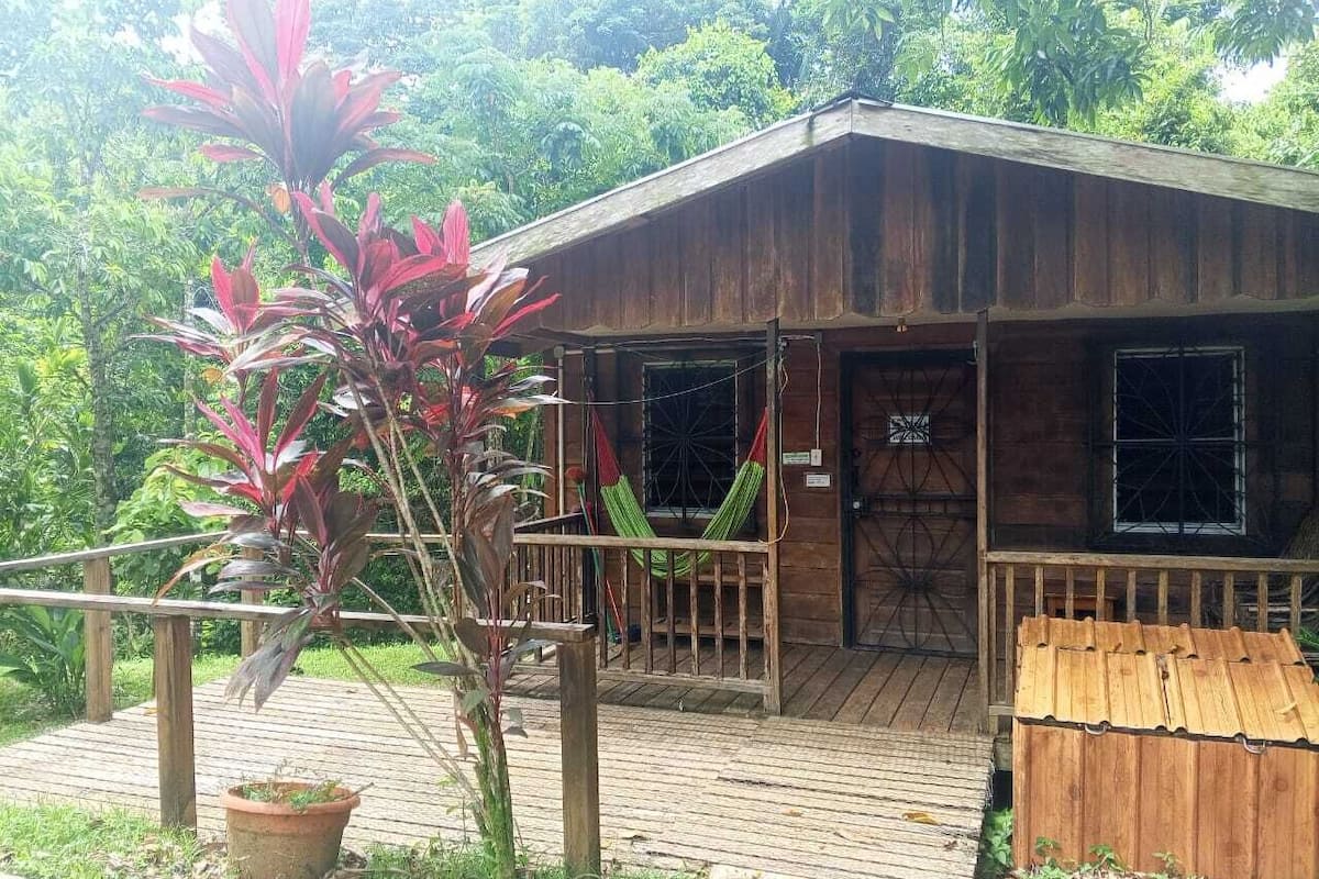 Casa família (Jaguar House) | 2 quartos, roupa de cama