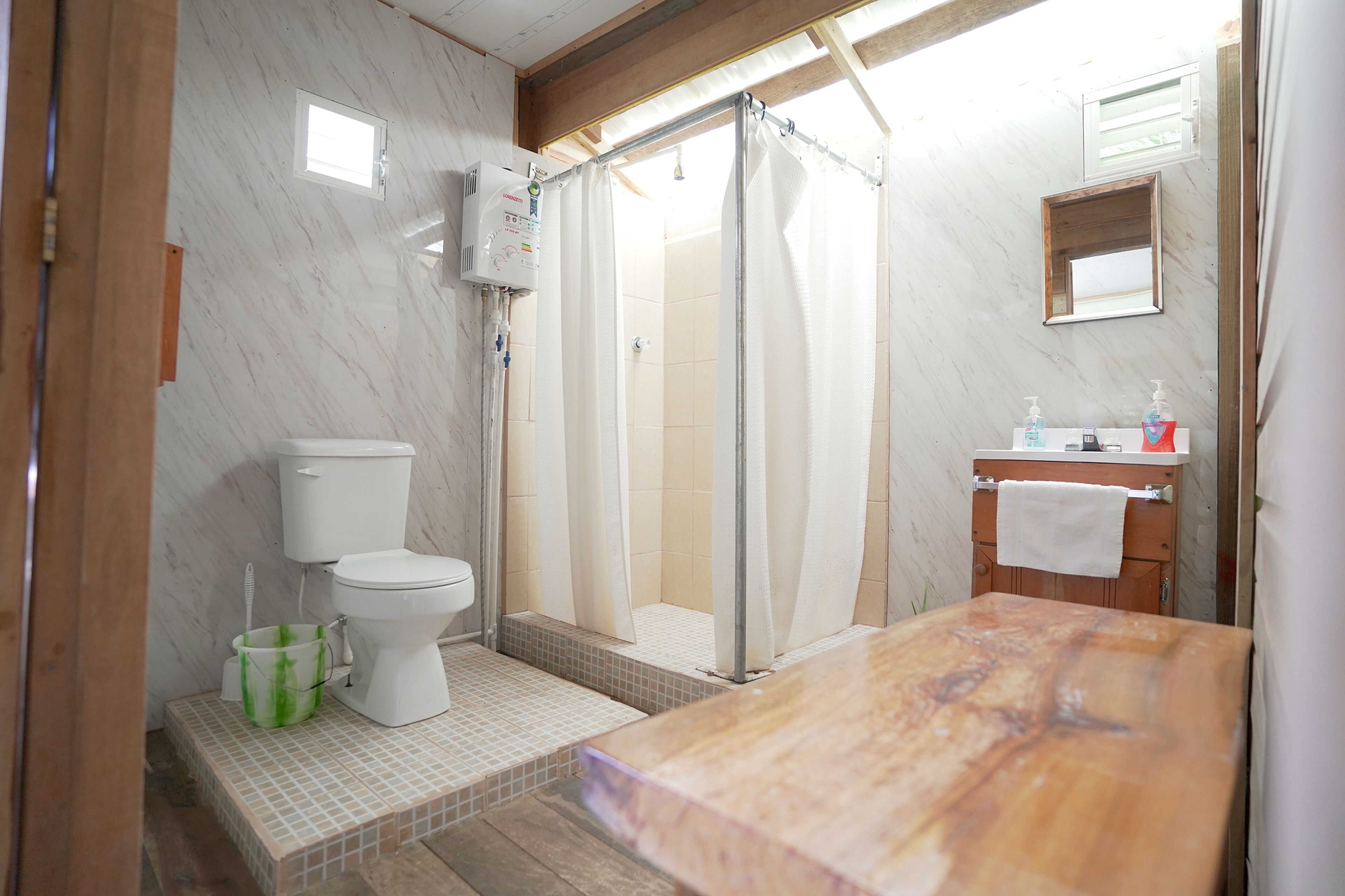 Cabaña familiar, vista al jardín (Mayflower) | Regadera en el baño
