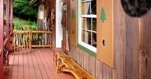 Cabin, 1 Bedroom | Terrace/patio