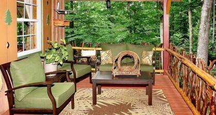 Enchanted - 1 Bedrooms, 1 Baths, Sleeps 2 Cabin by RedAwning