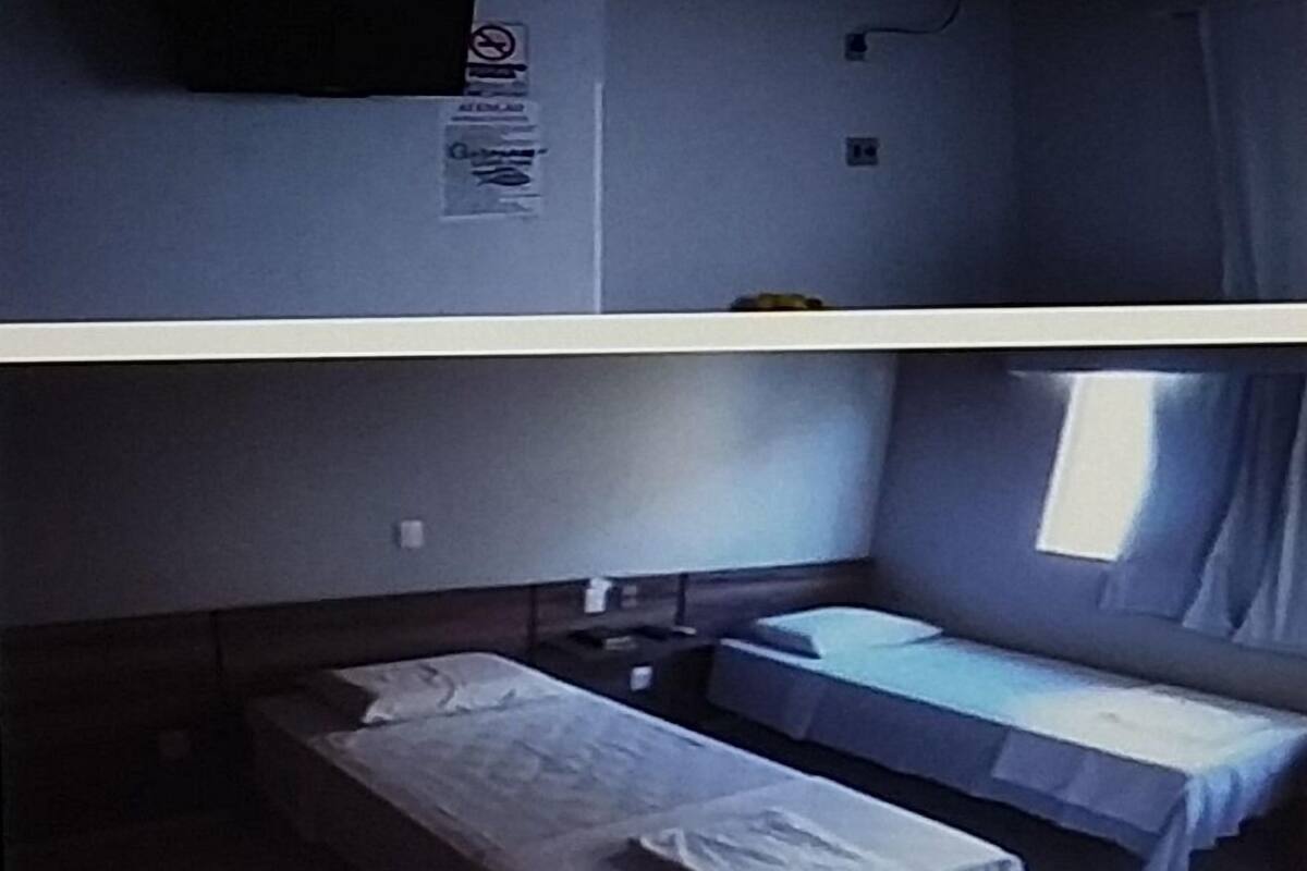 Standard Single Room | Minibar, blackout drapes, iron/ironing board, WiFi (free)