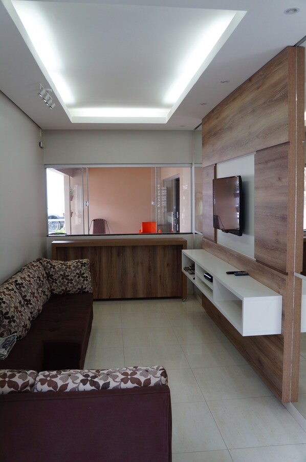 Lobby sitting area - Gasparim Grand Hotel (Caceres)