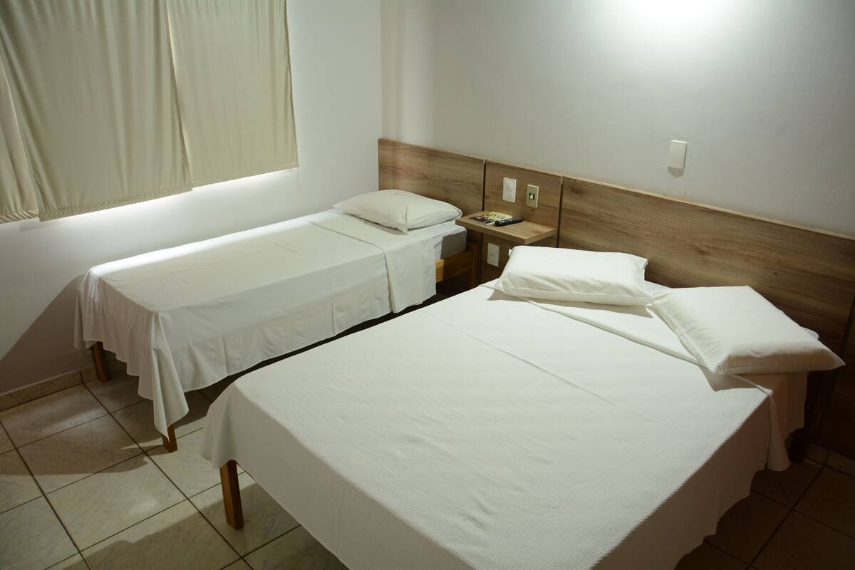 Standard Double Room | Minibar, blackout drapes, iron/ironing board, WiFi (free)