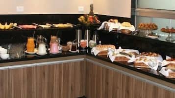 Petit déjeuner buffet compris tous les jours