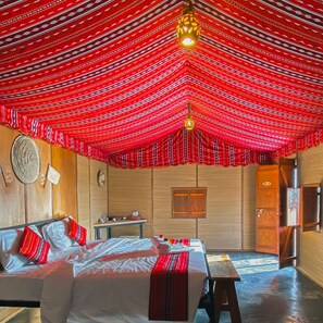 Standard Double or Twin Room | Bed sheets