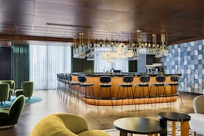 Bar (on property) - Le Méridien Batumi (Batumi)