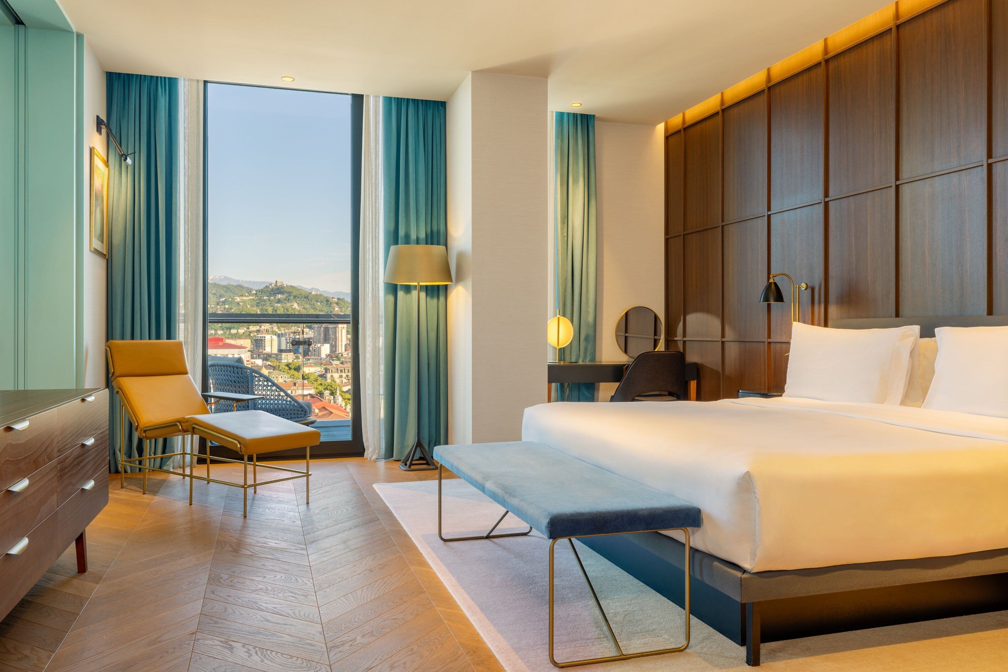 hypo-allergenic bedding, in-room safe, desk, laptop workspace