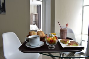 Bữa sáng nấu theo yêu cầu hàng ngày (18 PEN/mỗi người) 