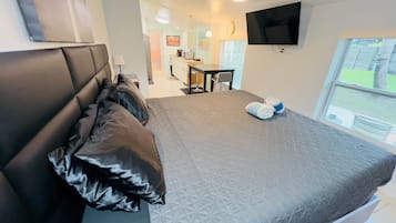 1 bedroom, iron/ironing board, WiFi, bed sheets