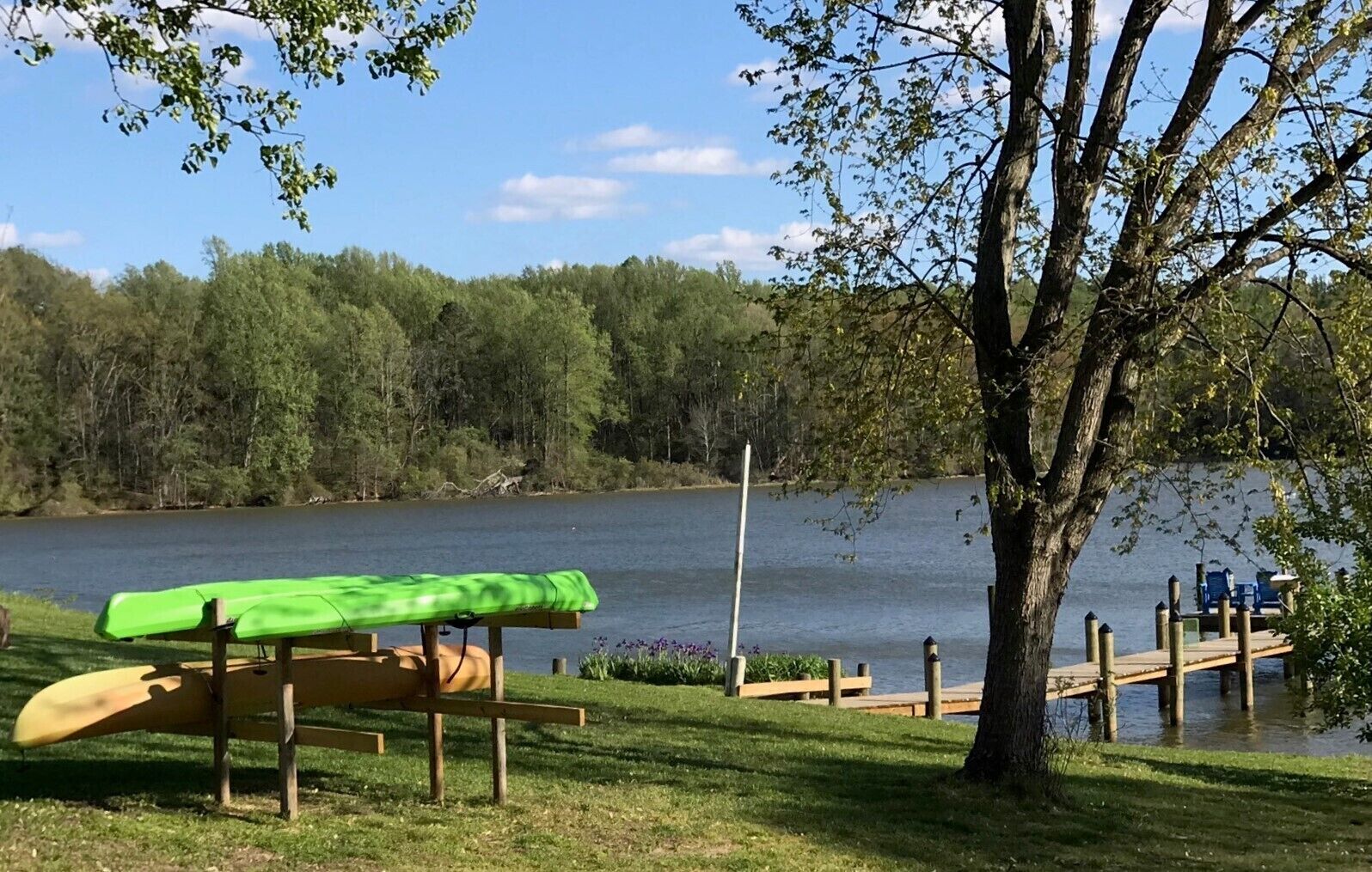 Unplug and unwind anytime of the year at a stunning waterfront property!