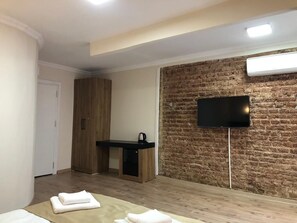 Standard Single Room | Room amenity - Taksim 8 Suites (Istanbul)