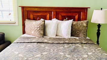 1 chambre, fer et planche à repasser, Wi-Fi gratuit, draps fournis