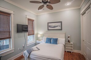 5 chambres, fer et planche à repasser, lit parapluie, Wi-Fi gratuit