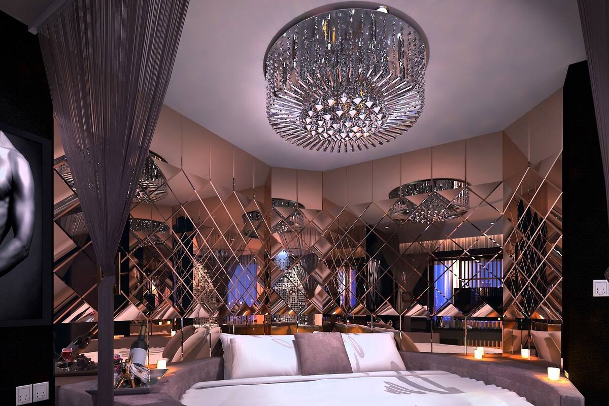 Honeymoon Double Room | Free WiFi