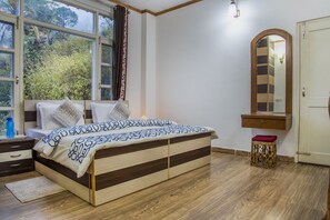 2 Schlafzimmer, Zimmersafe, Bügeleisen/Bügelbrett, kostenloses WLAN