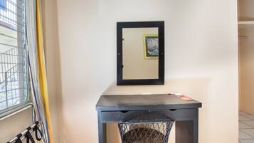 Standard Double Room | Free WiFi, bed sheets