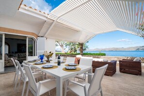 Outdoor dining - CAN RAMIS -  Seafront house with panoramic views. (Cielo de Bonaire)