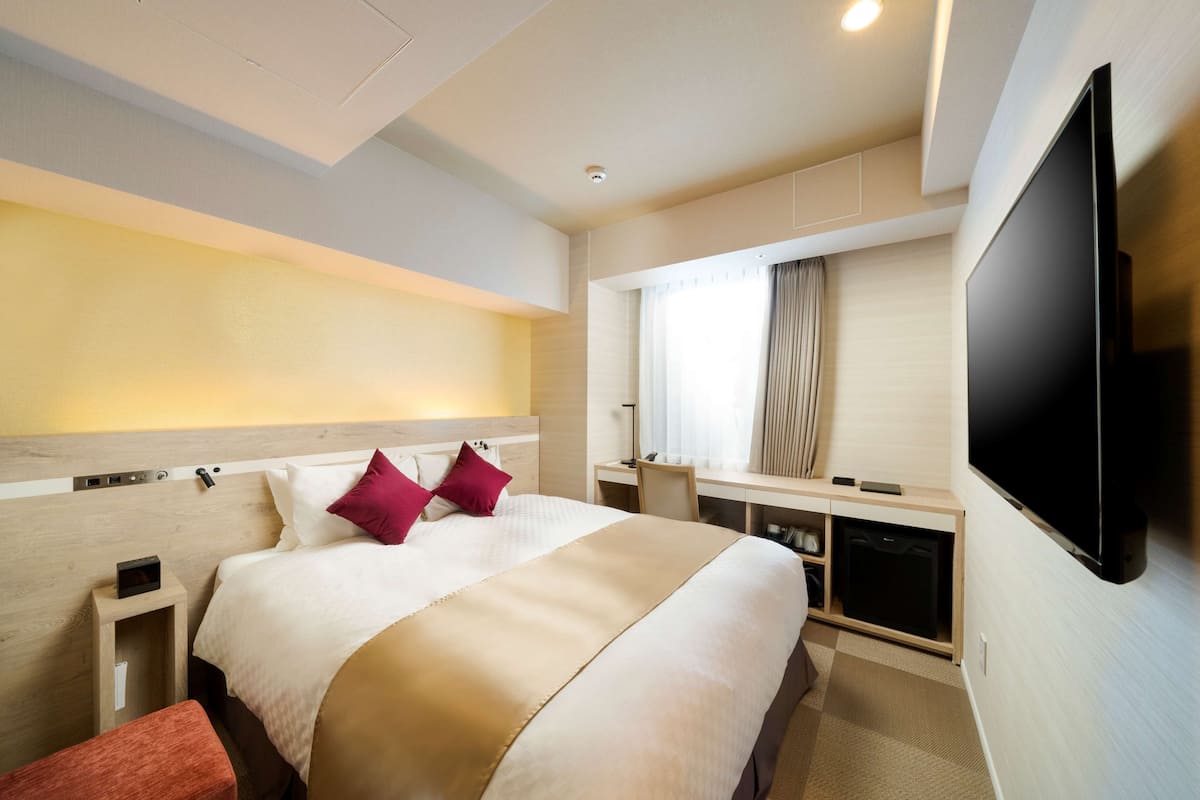 Superior kamer, 1 queensize bed, niet-roken, koelkast | Gratis wifi, beddengoed