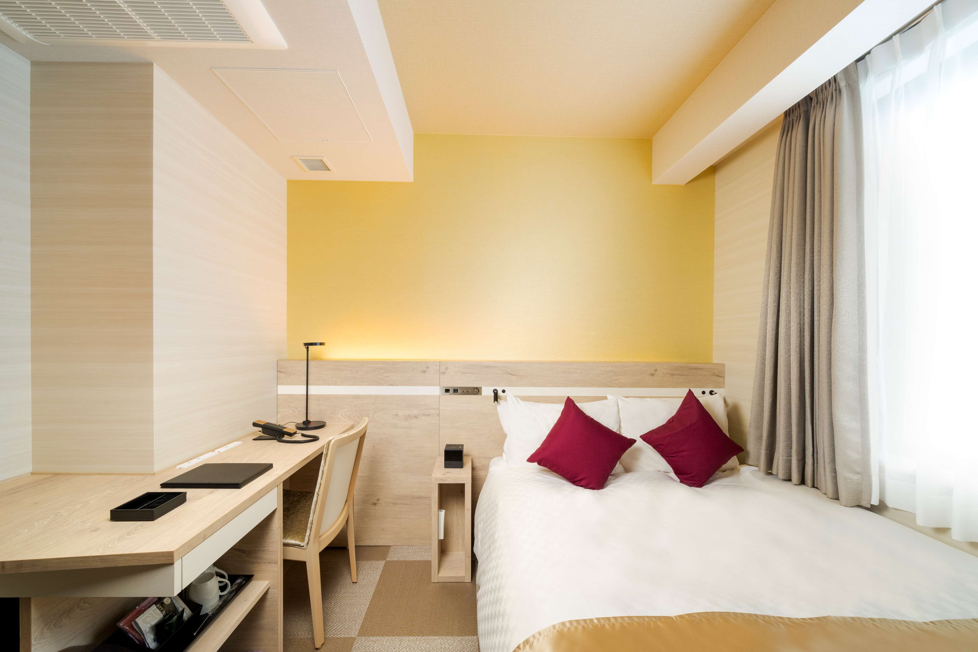 standard room, 1 double bed, non smoking, refrigerator | free wifi, bed sheets