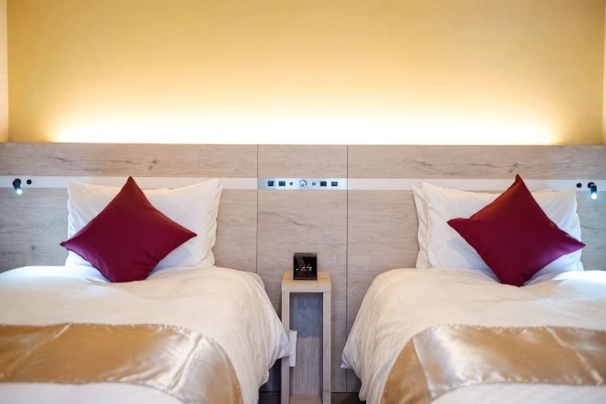 Wifi gratis y ropa de cama