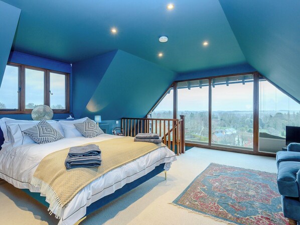 1 quarto, Wi-Fi de cortesia, roupa de cama